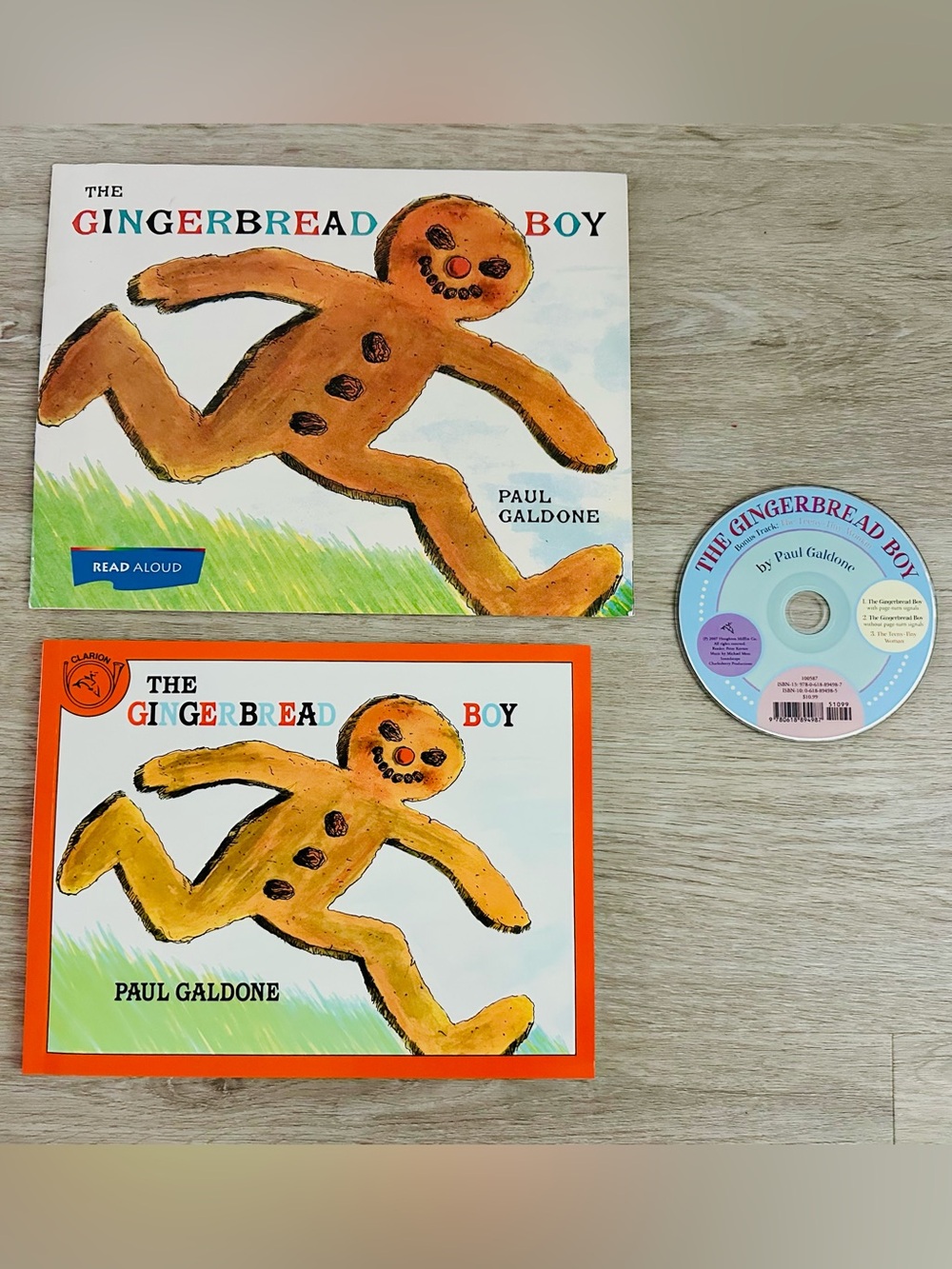 HOMESCHOOL/TEACHER Bundle - TWO (2) Gingerbread Boy Books AND Audio CD